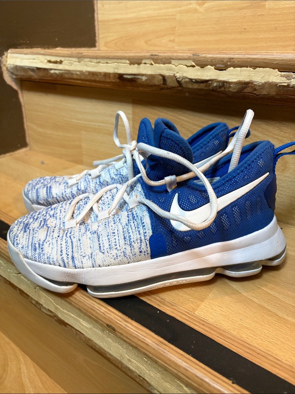 Nike KD Blue and White Performance Sneakers size 5.5 Y